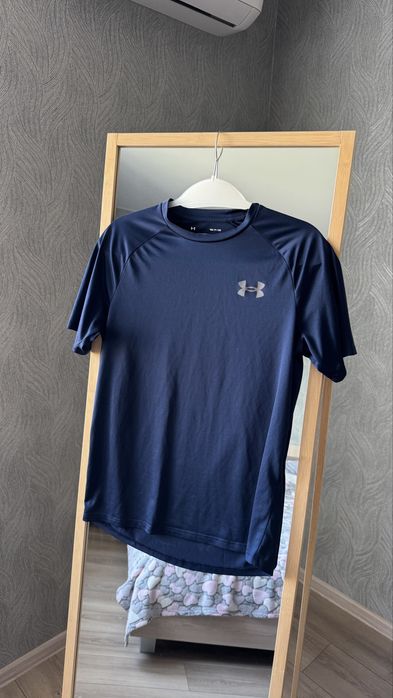 Футболка чоловіча under armour синього кольору, розмір М
