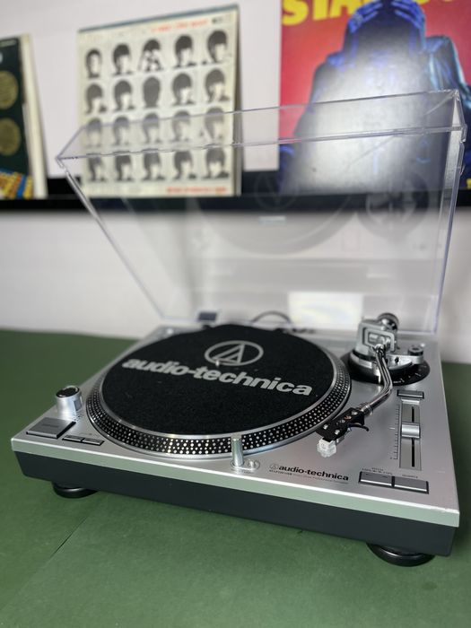 Програвач вінілу, виниловый проигрыватель Audio-Technica AT-LP120