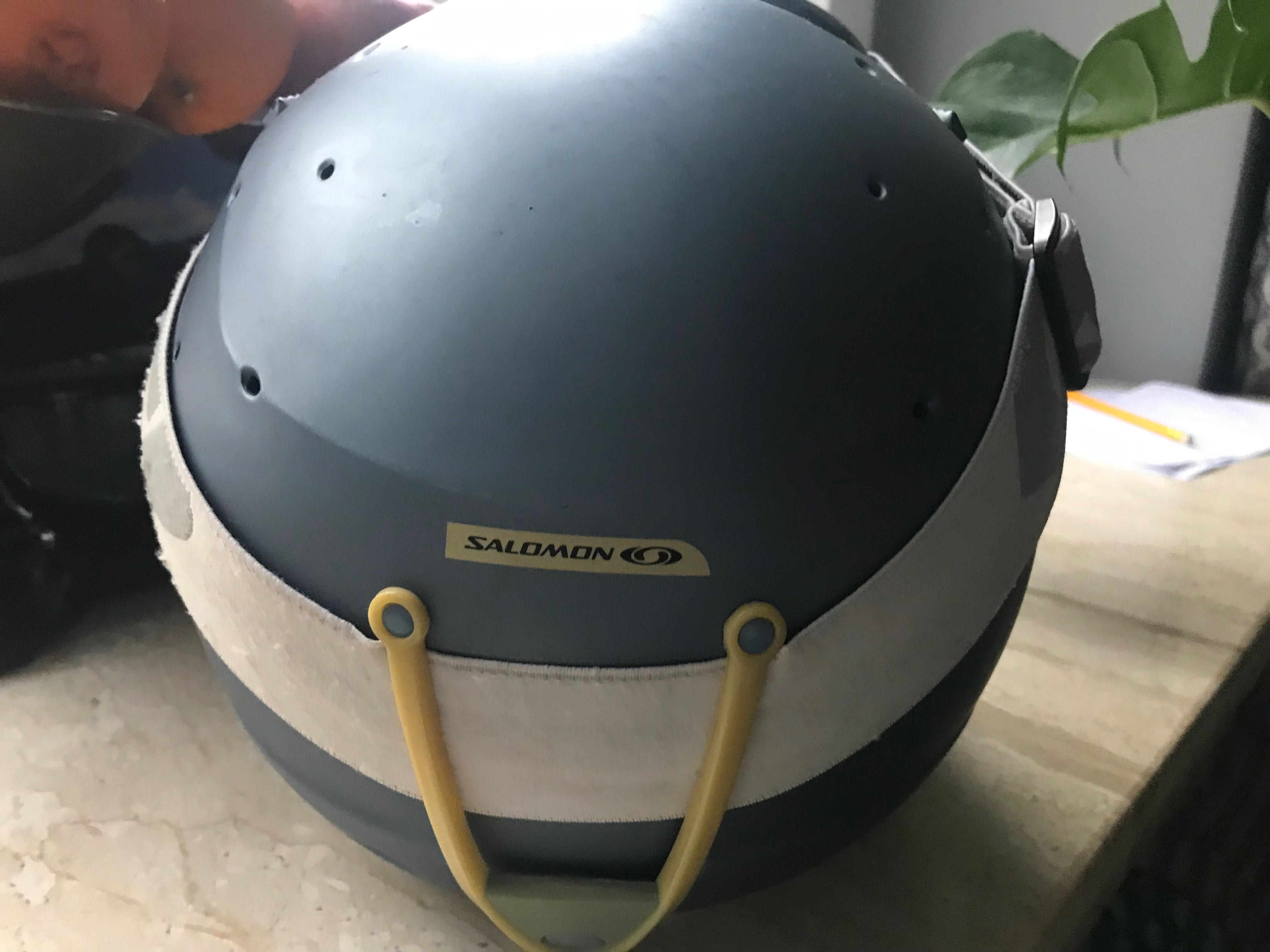 Kask narciarski Salomon 54 cm