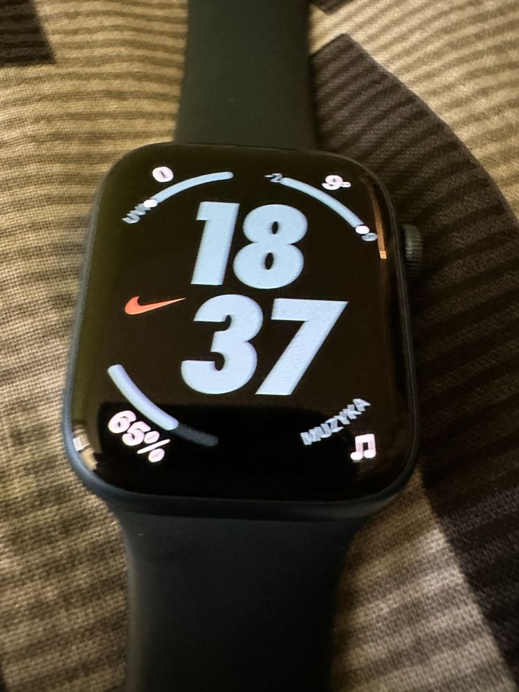 Apple watch 7 45mm + esim