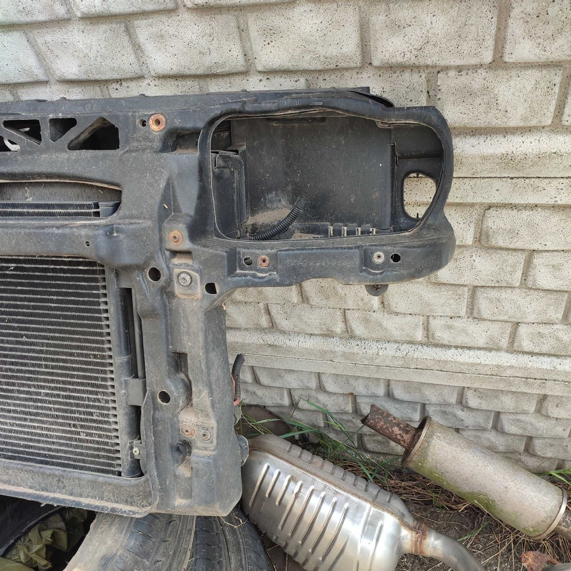 Pas przedni chłodnica VW Golf 4 IV 1.9 tdi 110 km AHF