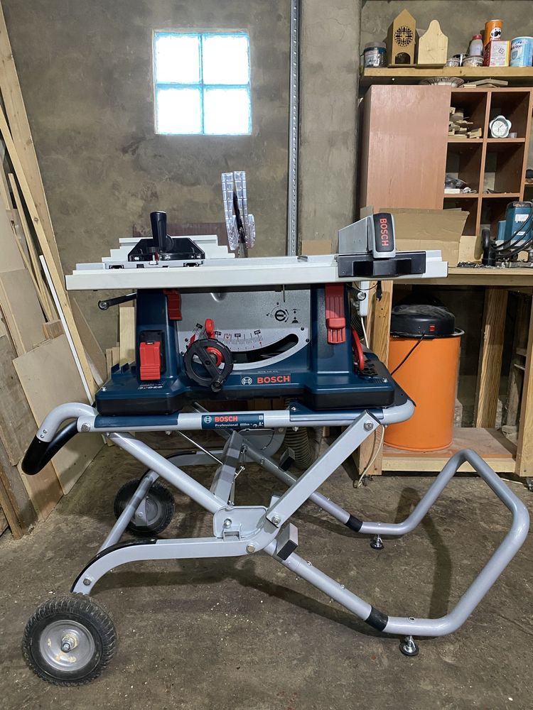 Продам циркулярний пила Bosch GTS 10 XC Professional оригінал.