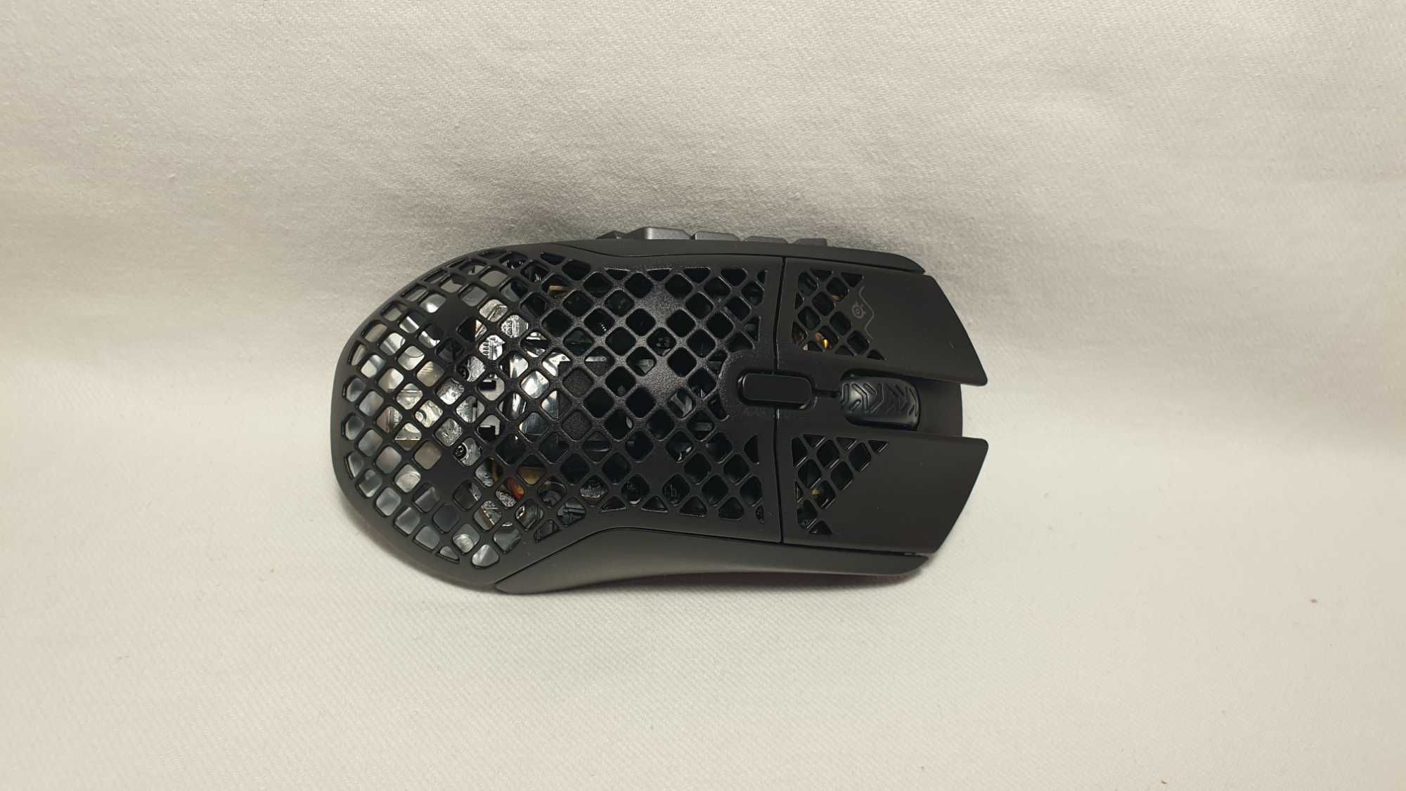 Mysz bezprzewodowa Steelseries Aerox 9 sensor optyczny stan IDEALNY.