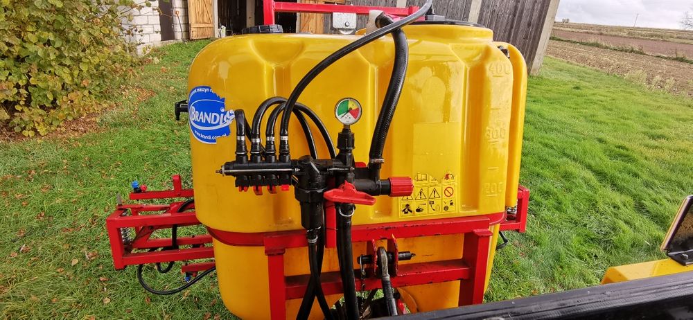 Opryskiwacz 400 litrów