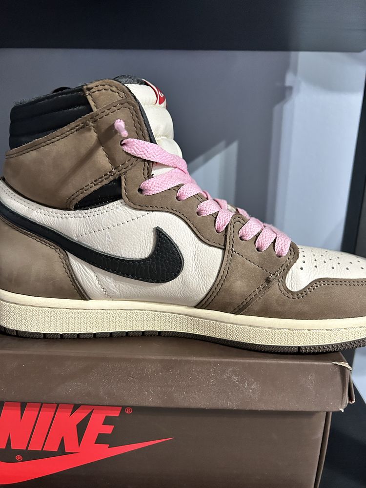 Jordan 1 high x travis scott dark mocha