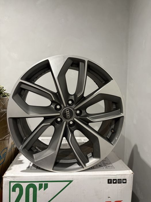 Оригінальні диски Audi e-tron, A6, A8, Q5, Q7 5x112 R20. 4KE601025