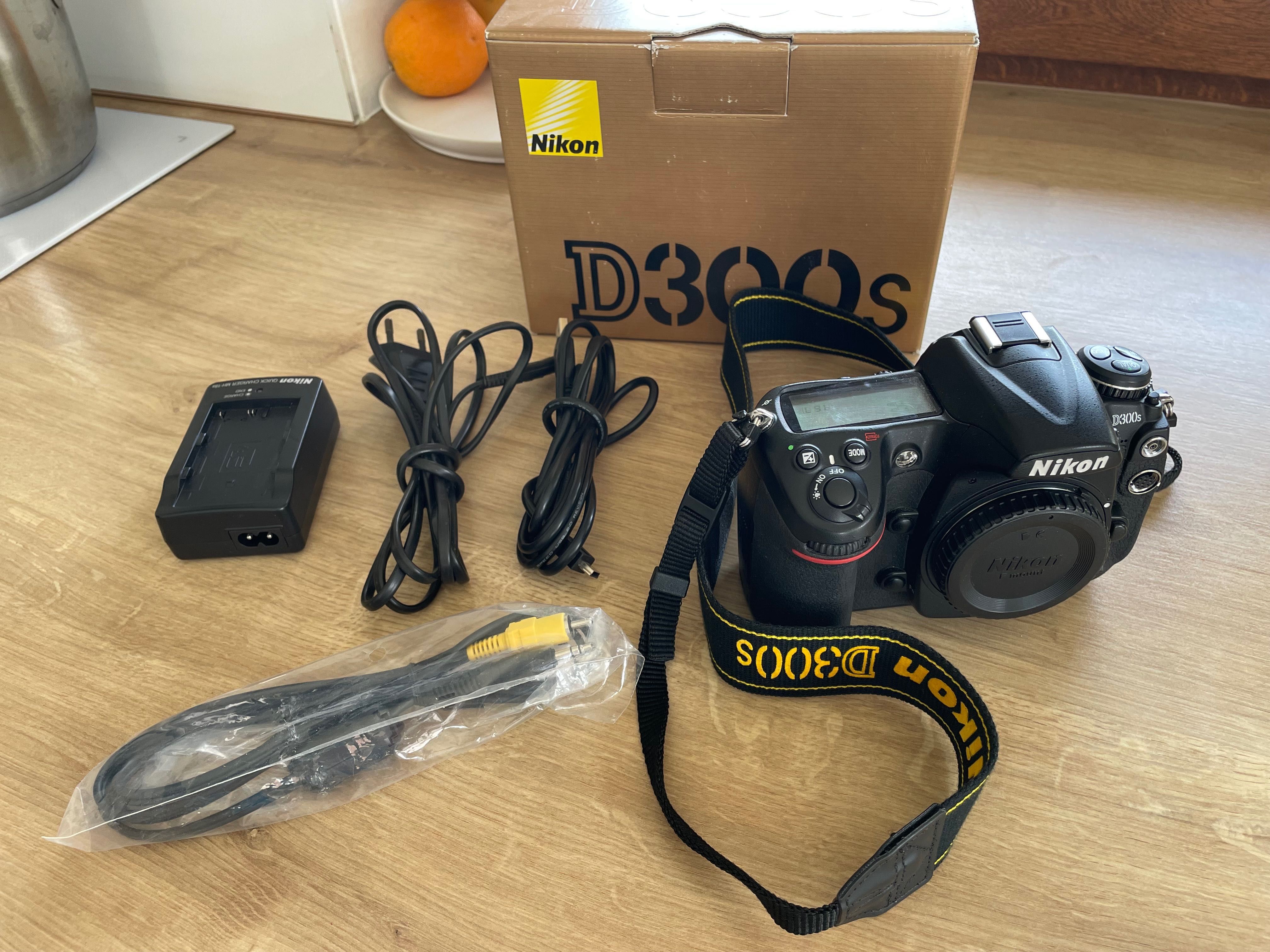 Aparat Nikon D300S komplet mały przebieg 20tys