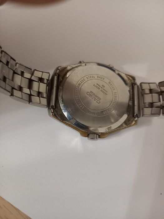 Stary duży zegarek Casio