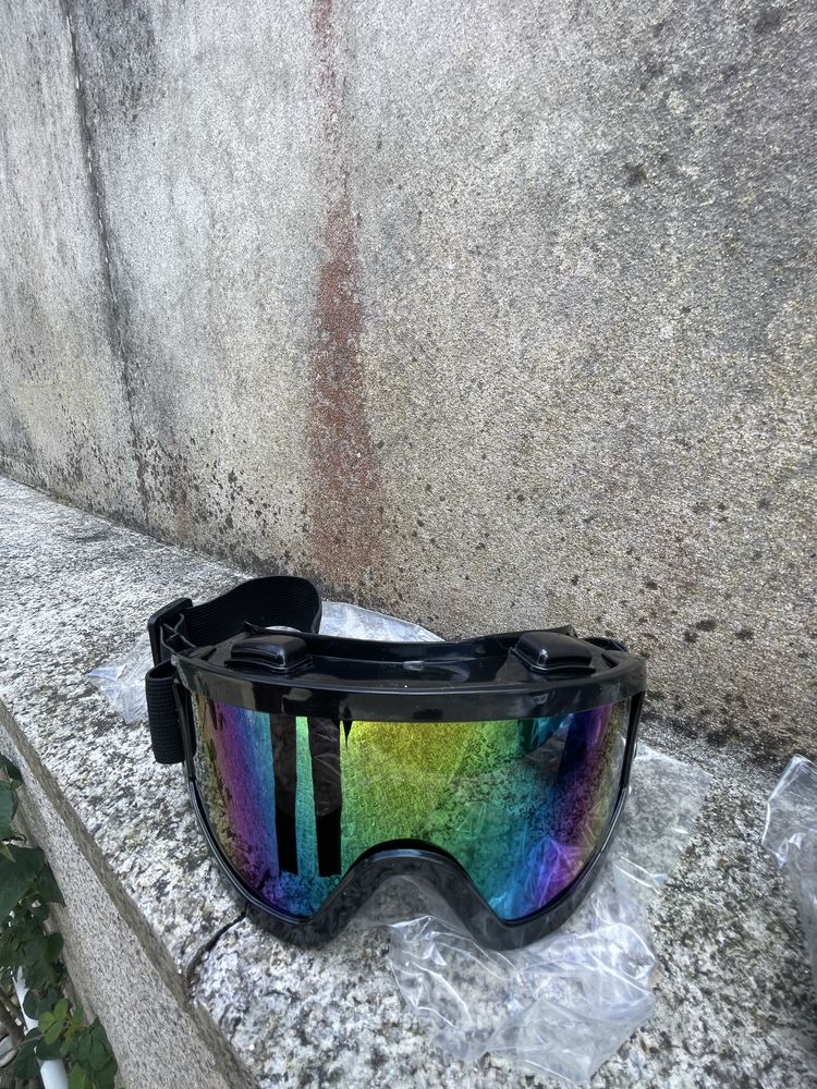 Oculos motocross e luvas novo