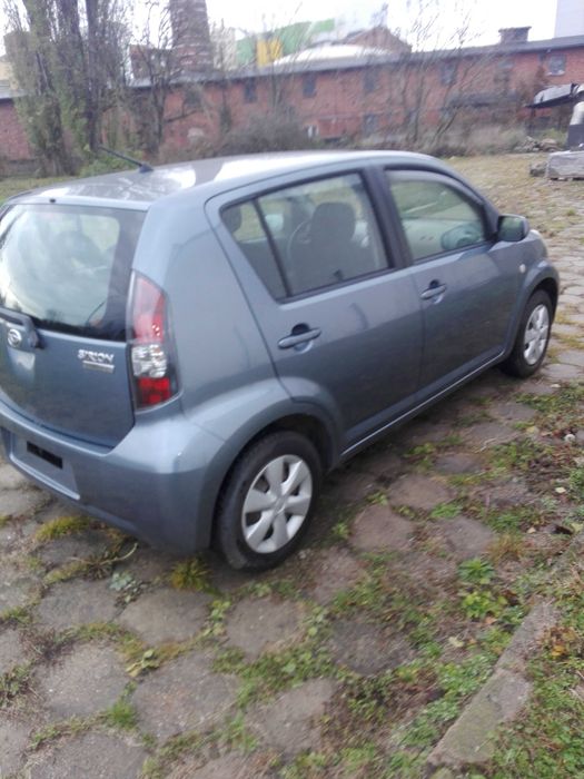 DAIHATSU Sirion  1.0