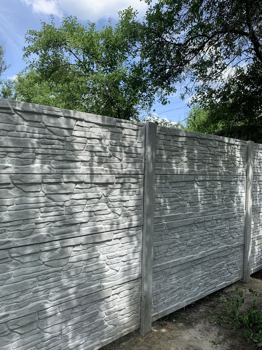 Бетонні забори.