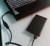 Dysk 1 TB USB 3.0 - zewnętrzny firmy HGST (Hitachi) - 7200rpm