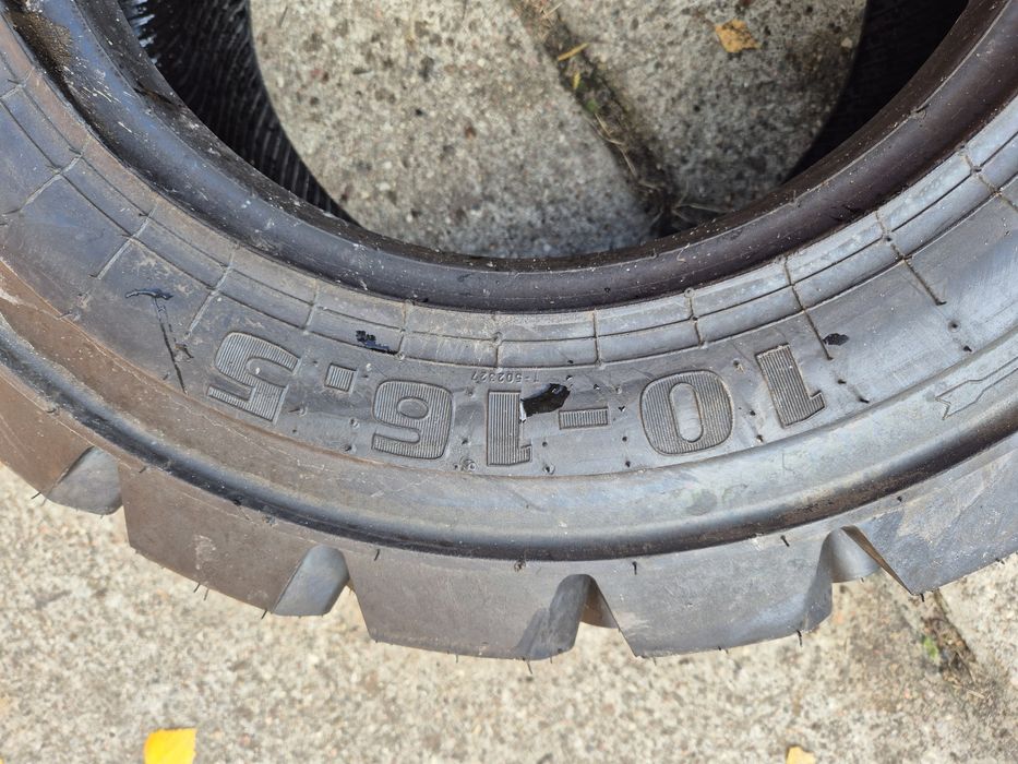 Opony 10-16.5   10r16.5