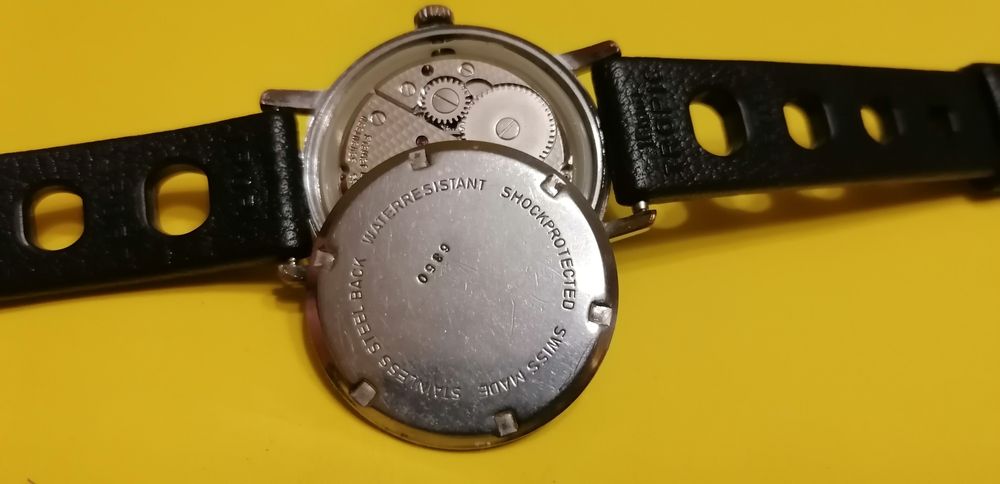 Relógio antigo corda manual Altair