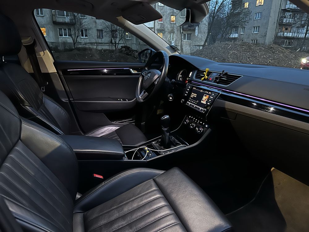 Skoda Superb laurin&klement 2016 2.0 механіка