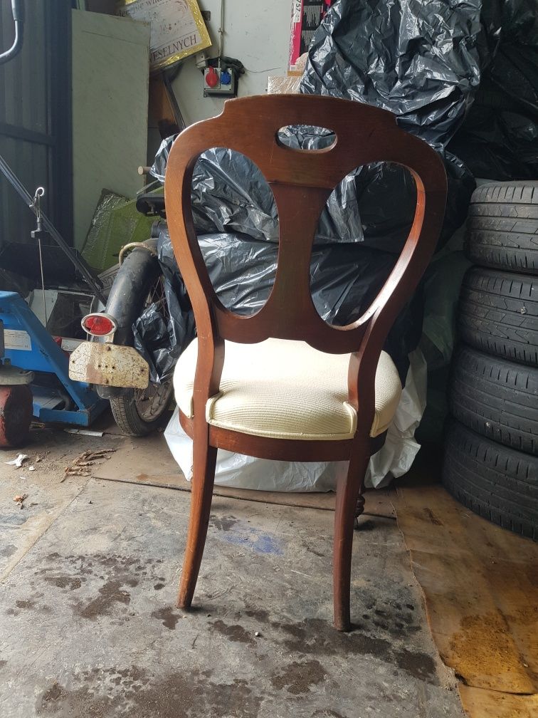 Krzesła Ilość sztuk 4