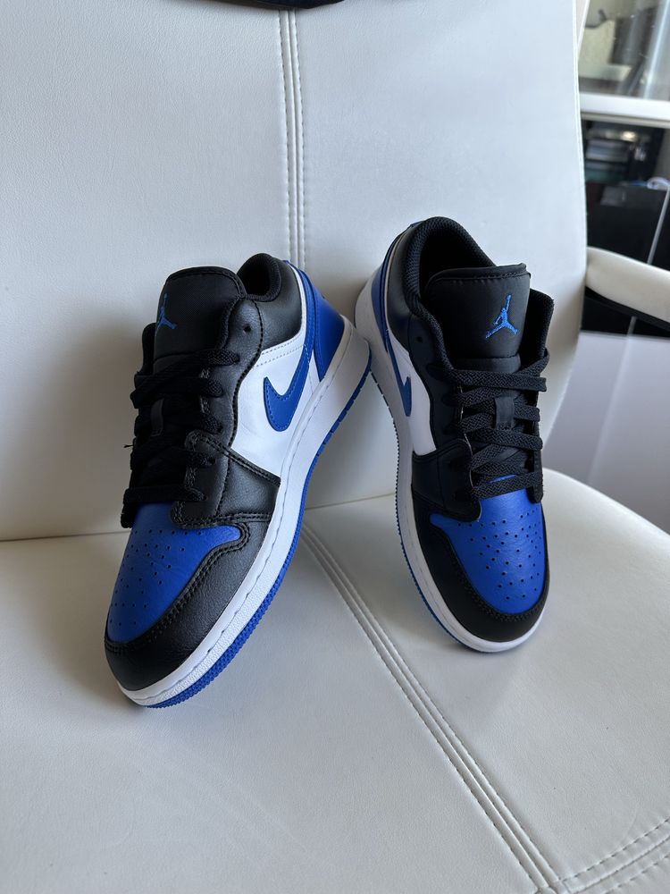 Nike Air Jordan 1