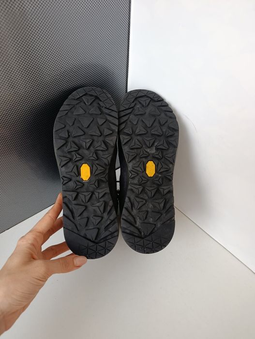 Жіночі трекінгові черевики Lowa gore-tex