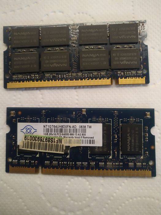 2x DDR2 kości pamieci RAM