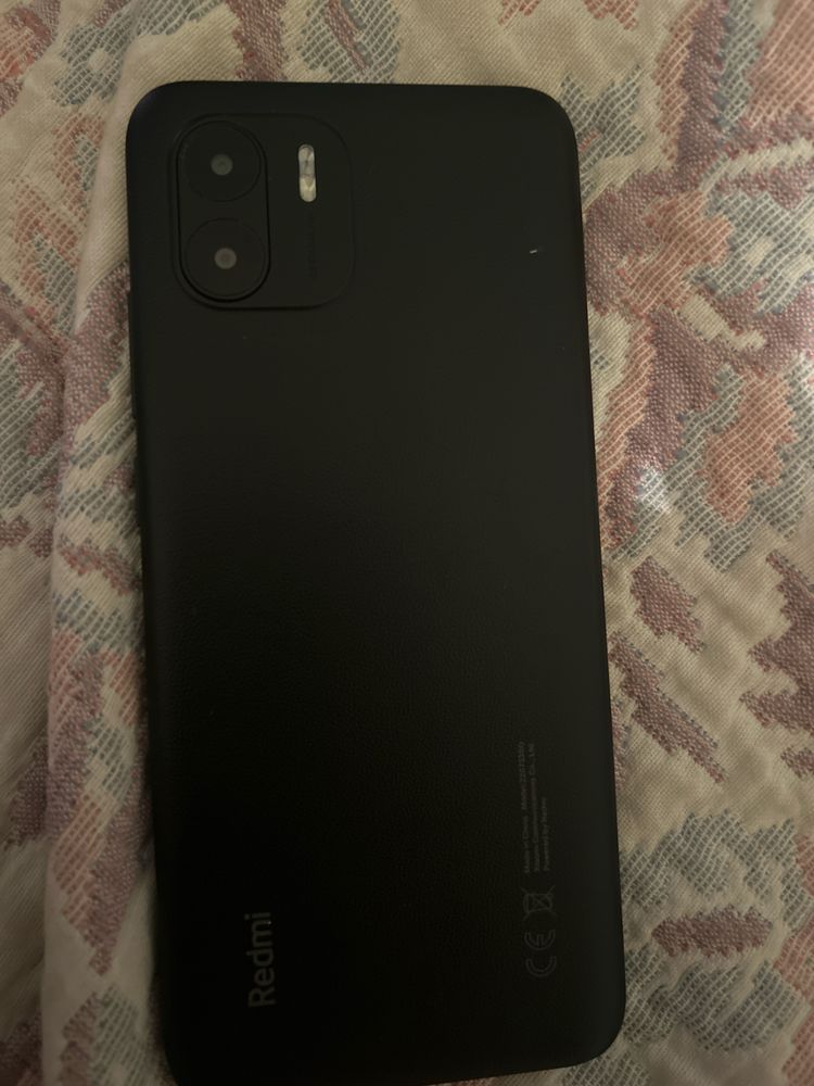 Redmi A1 com capa e pouco uso!