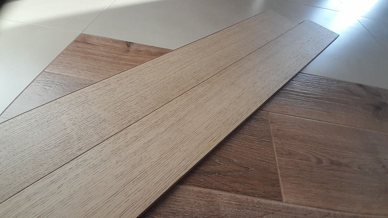 Panel podłogowy,dąb bielony,,Desert,, 18m2