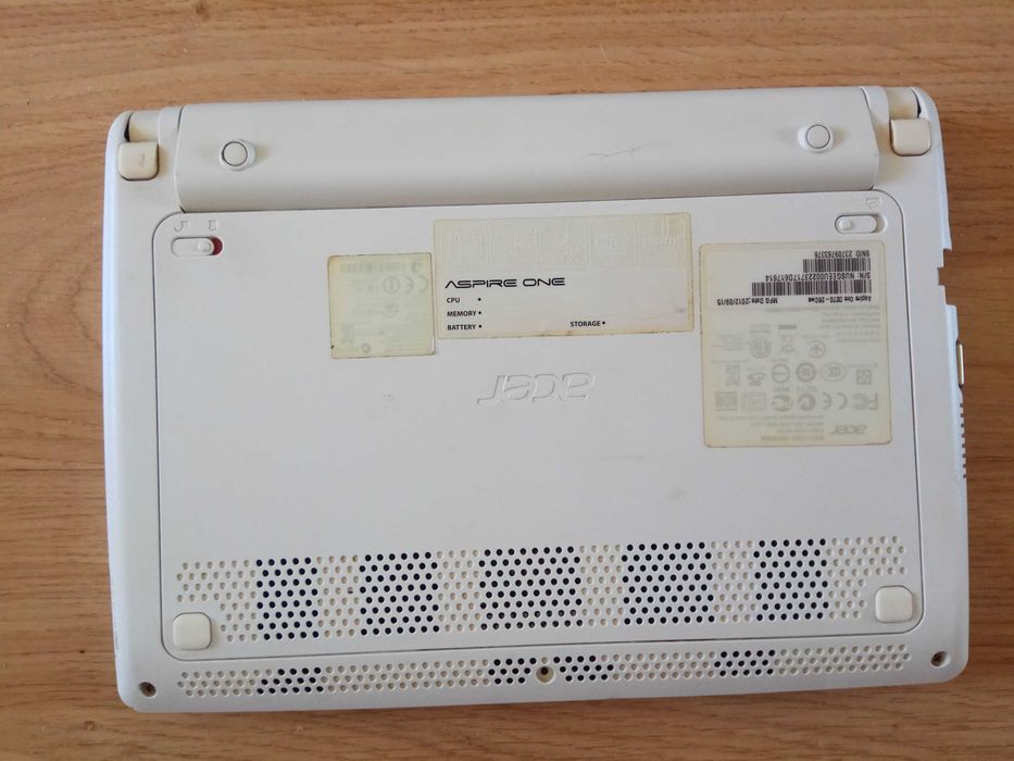 Нетбук Acer 2 ядра/2Гб ОЗУ/ 320 Гб вінчестер/ 3 години