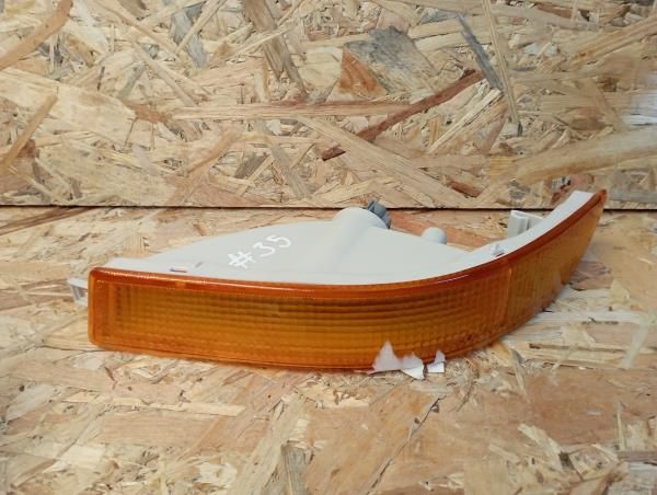 Pisca frente esquerdo TOYOTA Corolla Sedan (_E10_)