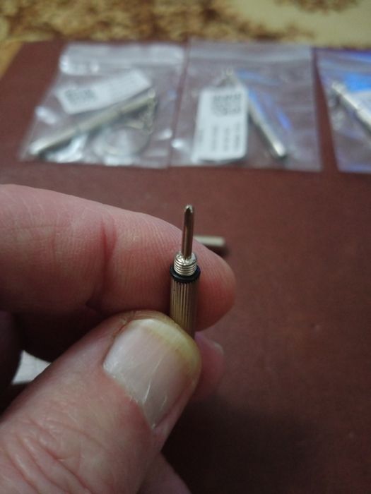 Брелок с мини отвёрткой крестовой и плоской