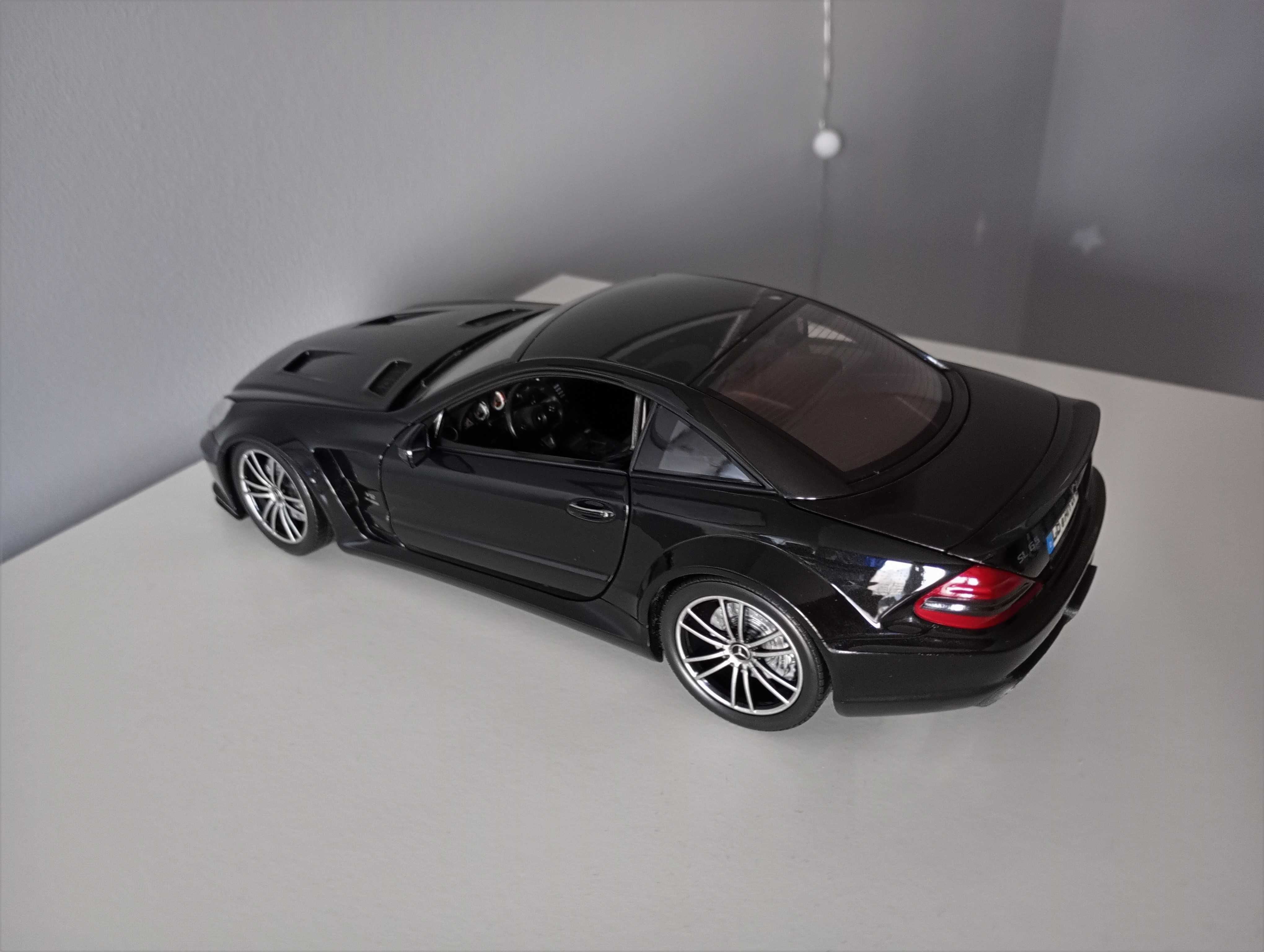 model mercedes SL65 amg black series minichamps 1/18