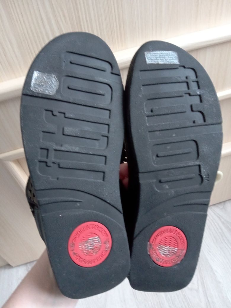 Japonki FitFlop rozmiar 41