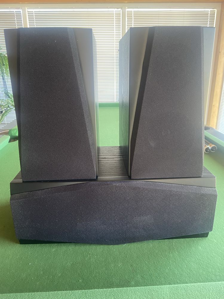 Kino domowe Pylon Saphire center plus dwie satelitki komplet