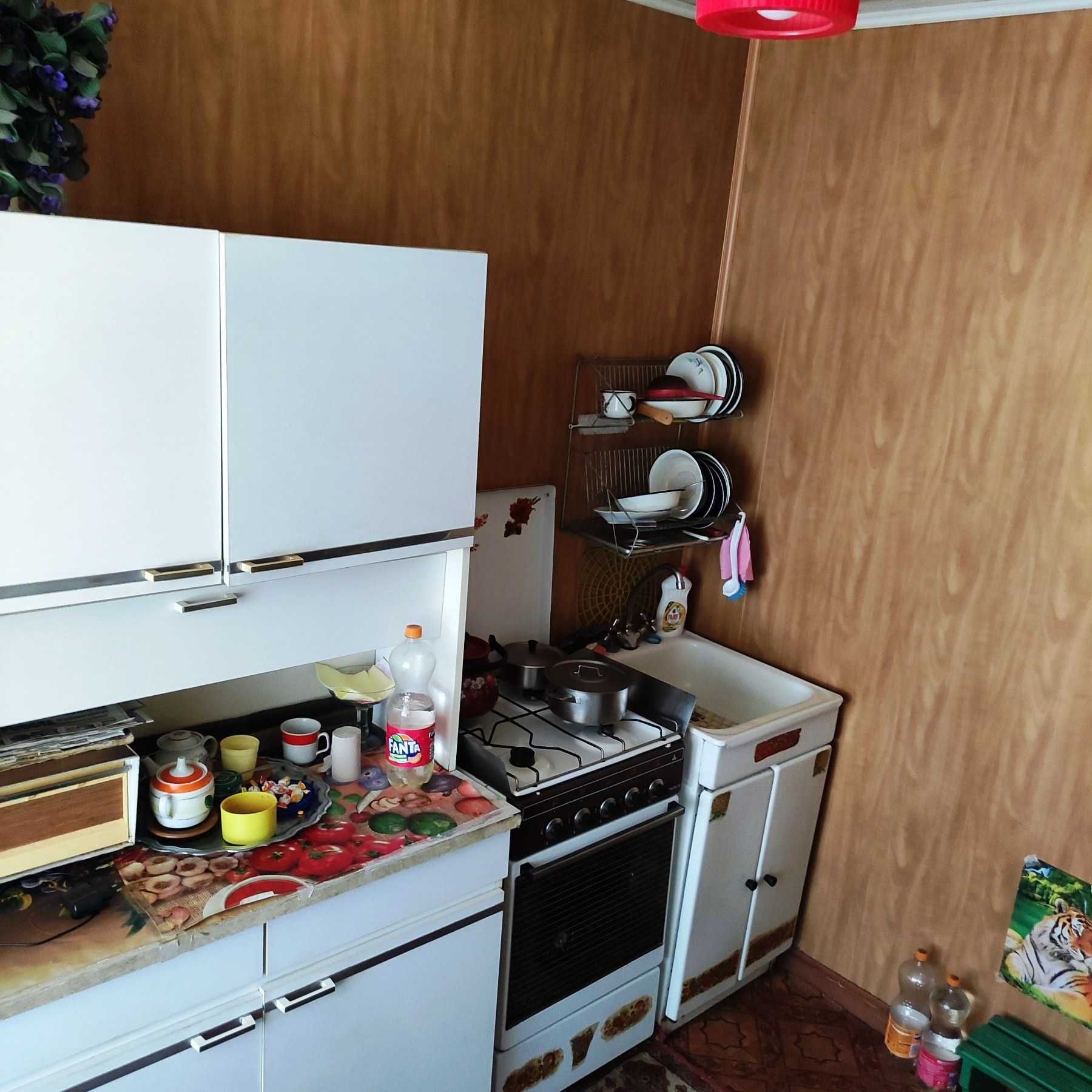 Продам 2к квартиру вул. Янгеля, Тітова