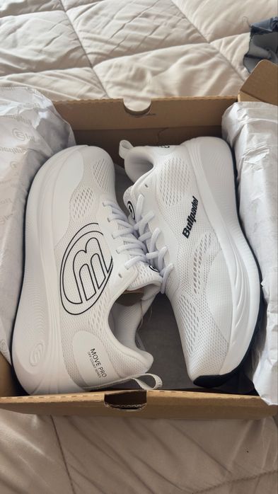 Zapatos BULLPADEL move pro brancos