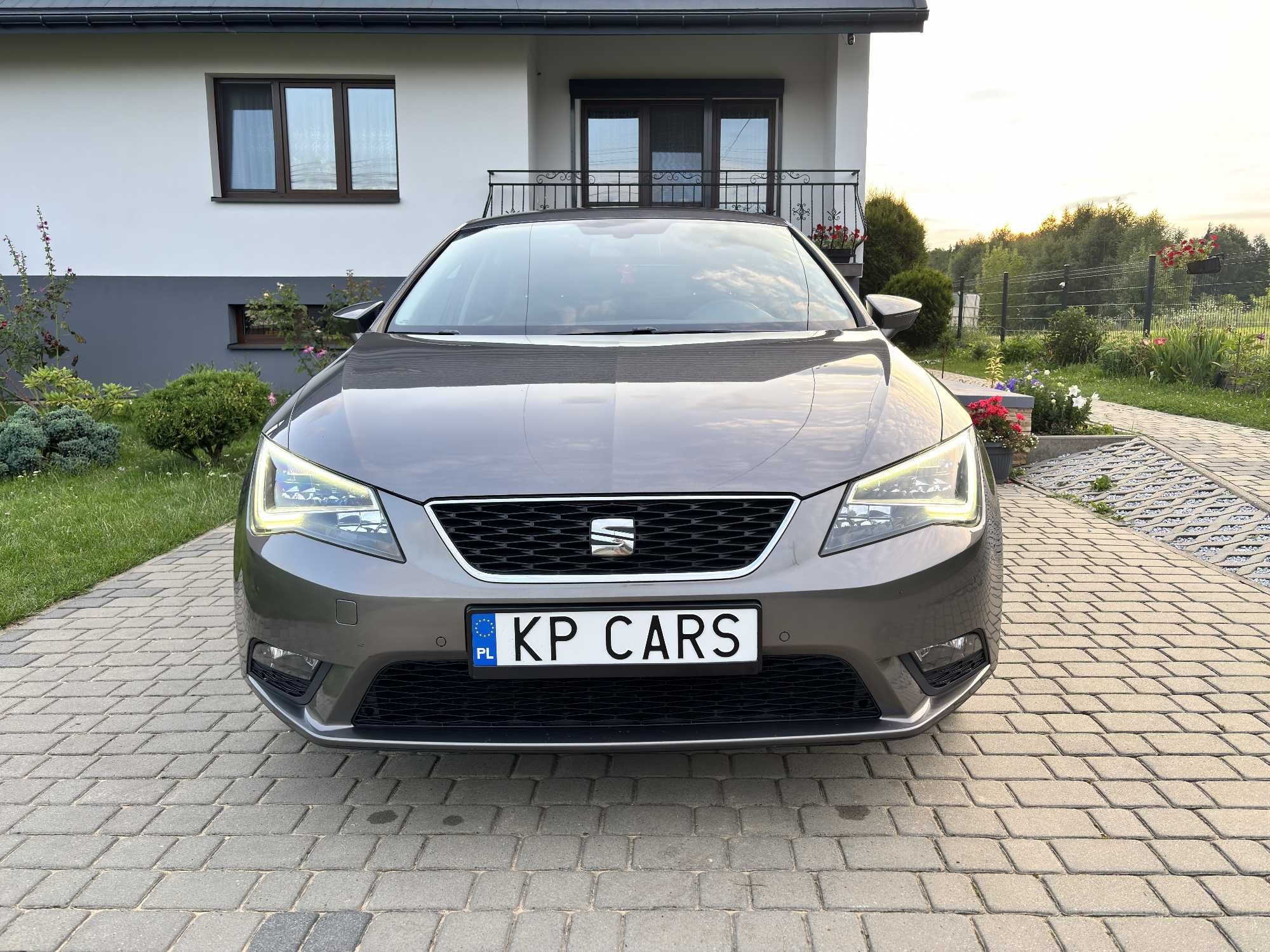 Seat Leon 1.6 TDI 2015/Parktronic/Navi/LED