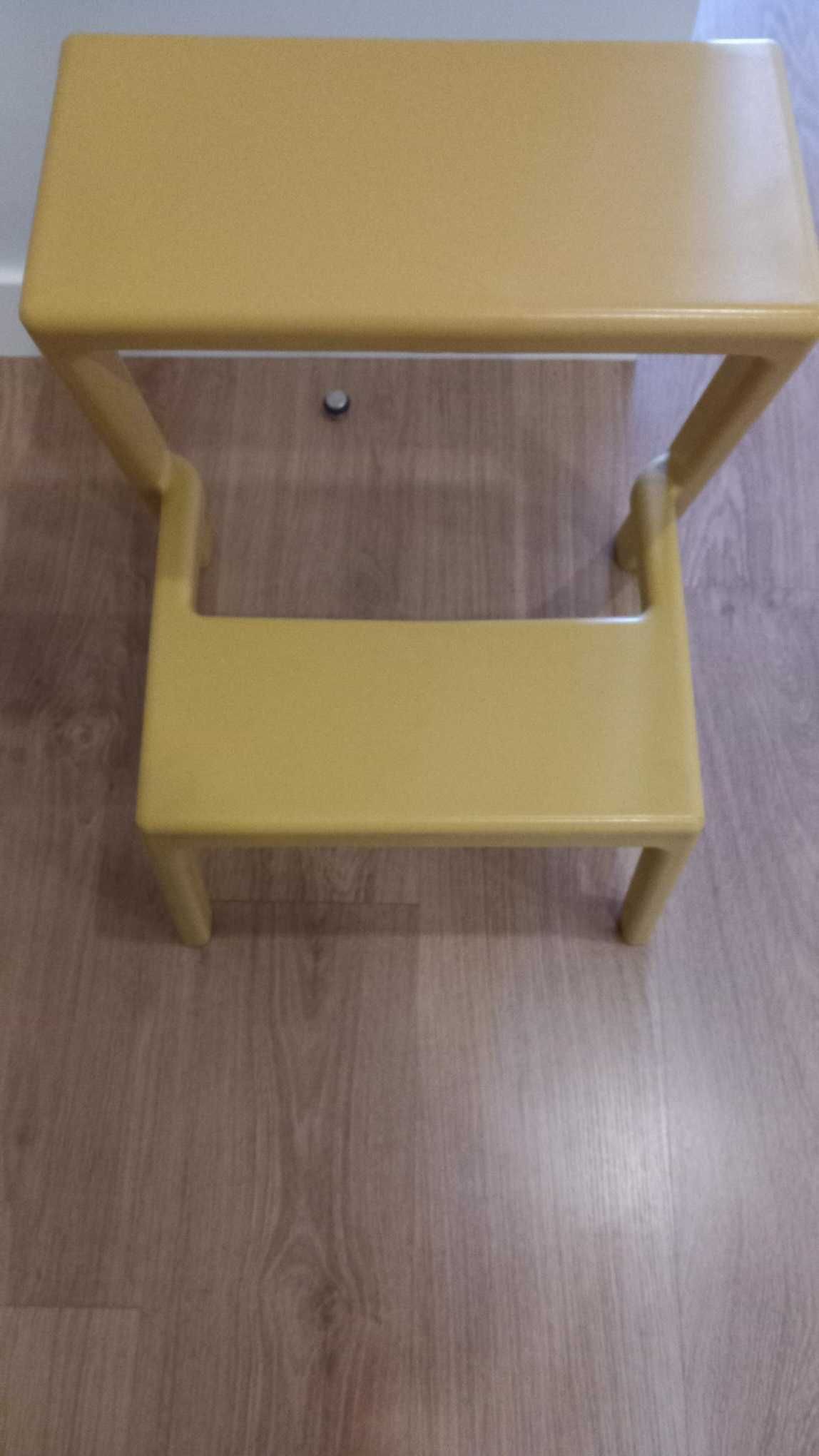 Escadote amarelo 2 degraus IKEA
