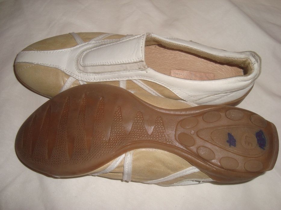 Туфли кроссовки мокасины Scarpe italiane 36 -37 размер натуральная кож