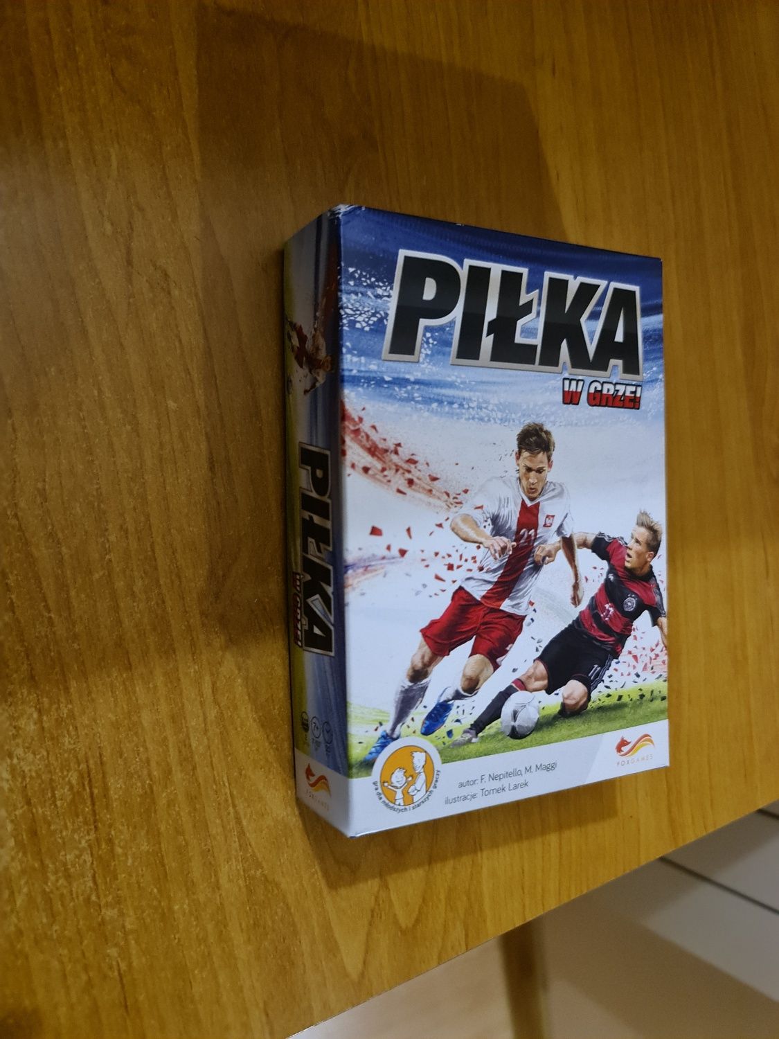 Piłka w grze,gra dla dzieci, FoxGames
