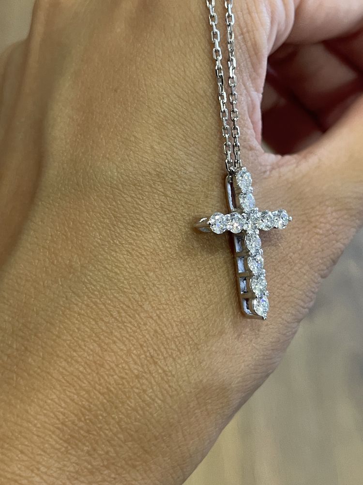 Крестик с муассанитами 1.10ct белое золото 585