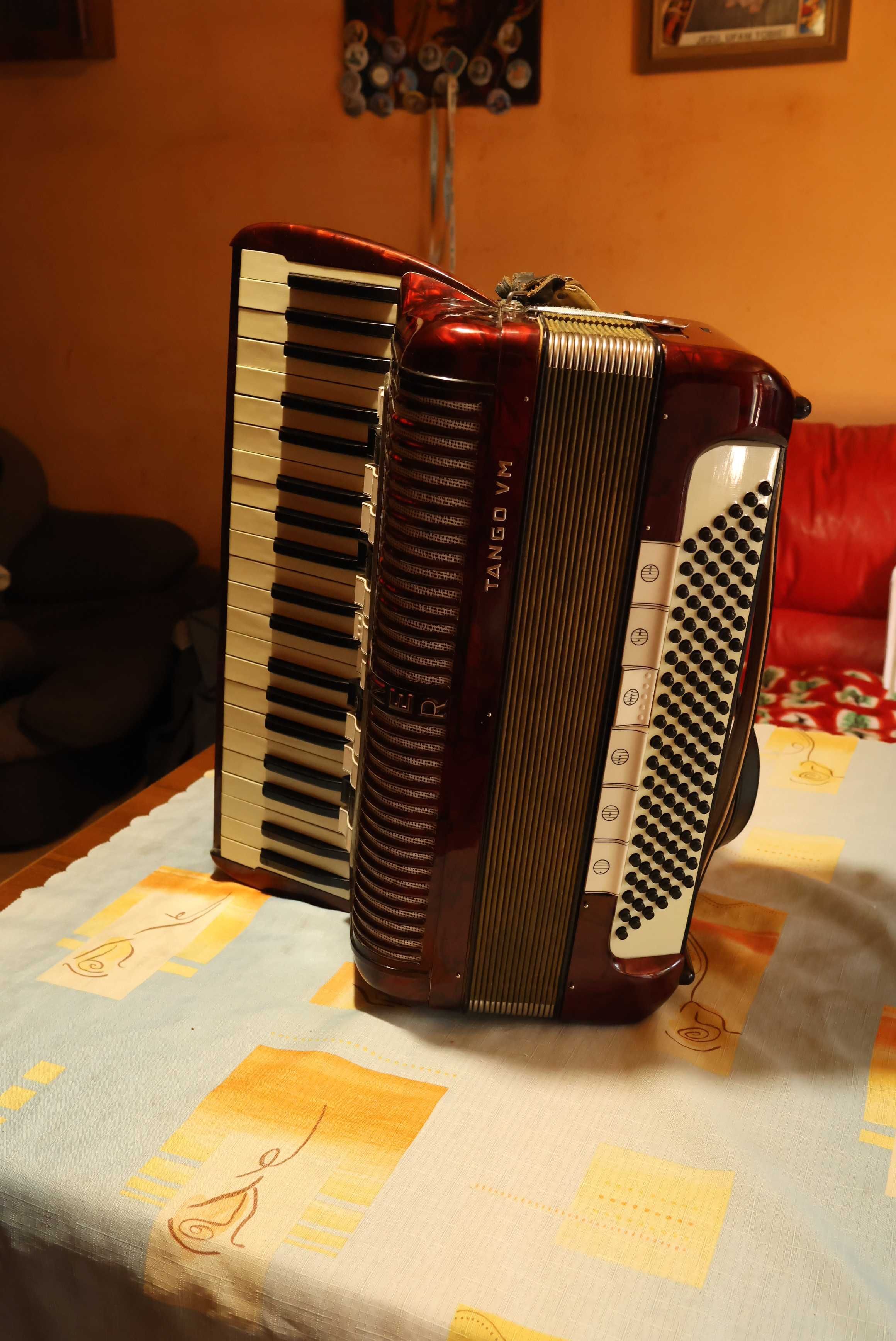 Akordeon Hohner Tango VM