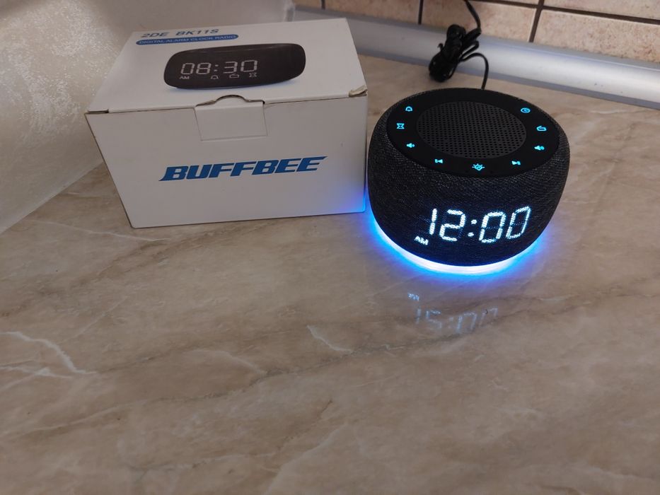 Radio, budzik ,lampka