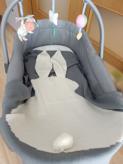Leżaczek, łóżeczko bujaczek krzesełko Chicco Baby Hug