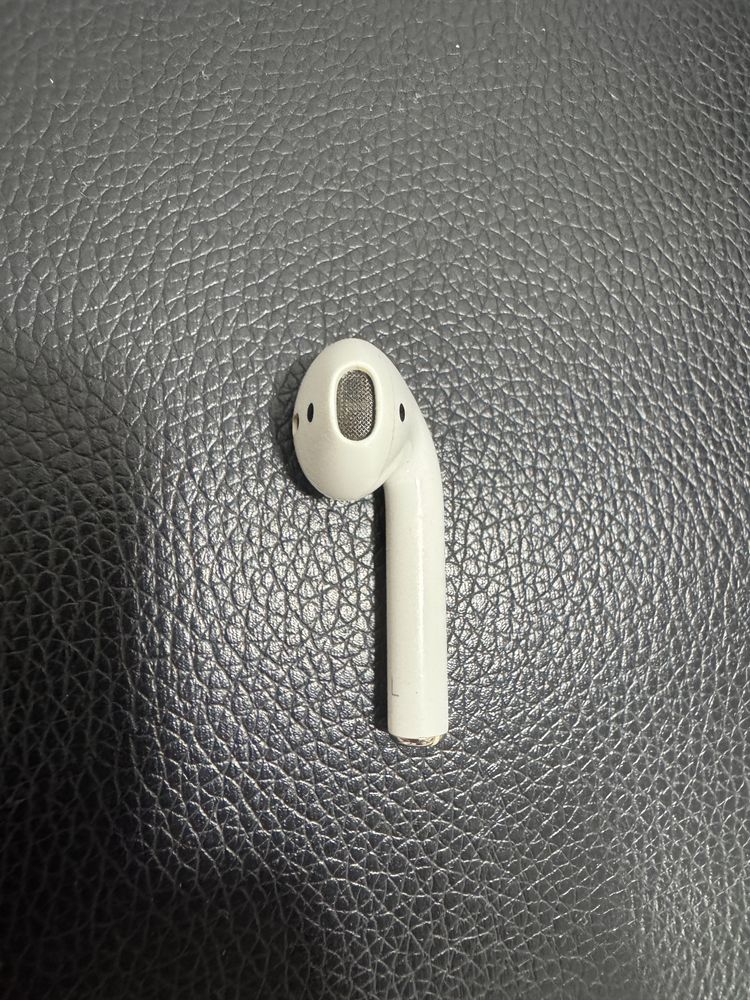 AirPods 2 лівий навушник Оригінал