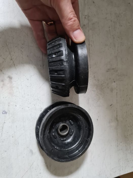 Опоры/ подушки передних амортизаторов Опель Омега А/Б /Opel Omega A/B