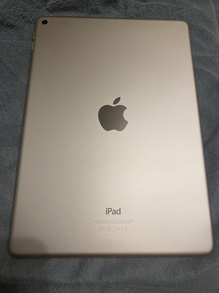 iPad Air 2  Аpple Продаю б / у