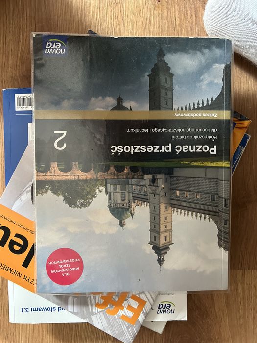 Podrecznik Poznac przeszlosc 2