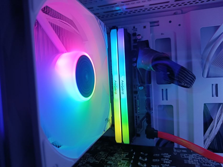 Продам озу Asgard 3200 ddr4 Rgb