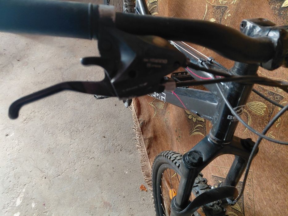 Bicicleta suspensão total