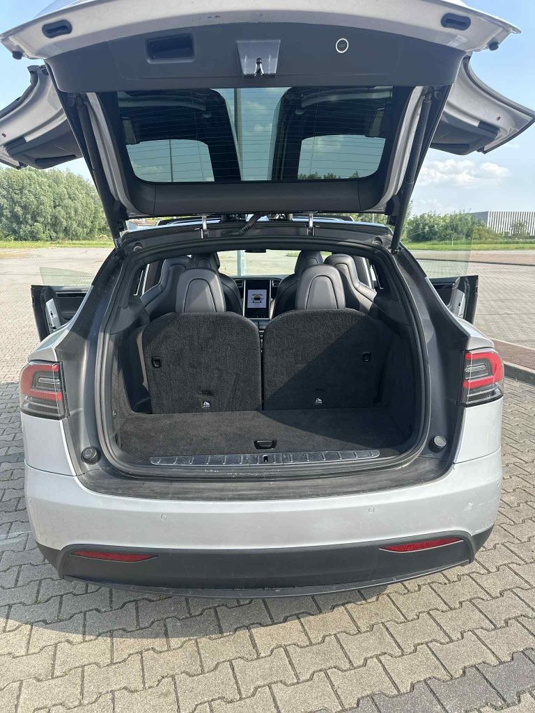 Tesla X 2017r. P100D