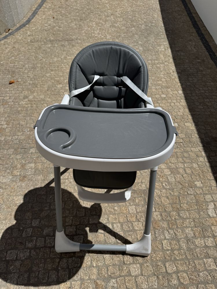 Cadeira de refeicao bebe