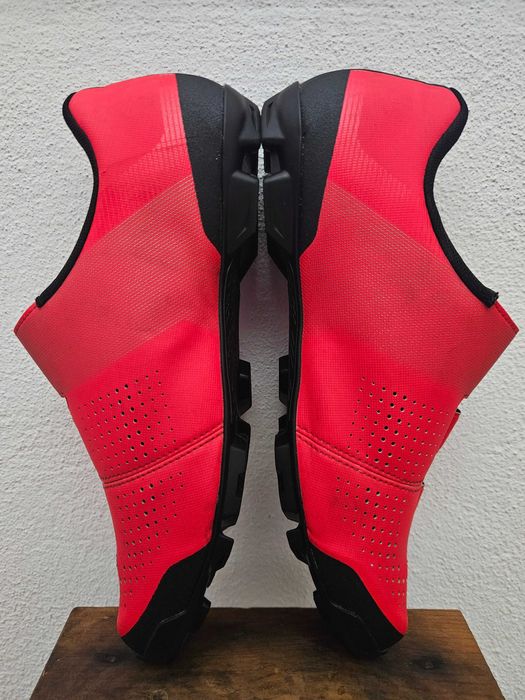 Sapatos BTT Shimano XC1 nº47 + Travessas